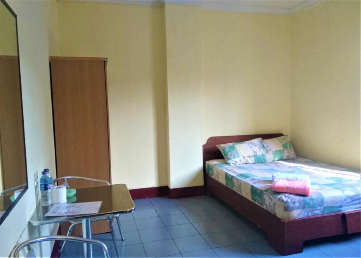 Hotel Pelita Terang Nagoya Bagian luar foto