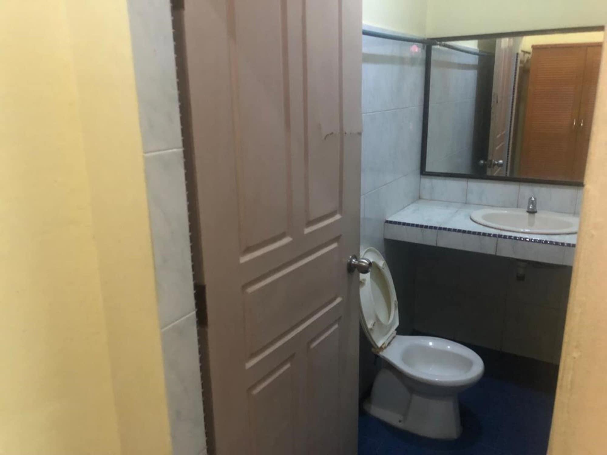 Hotel Pelita Terang Nagoya Bagian luar foto