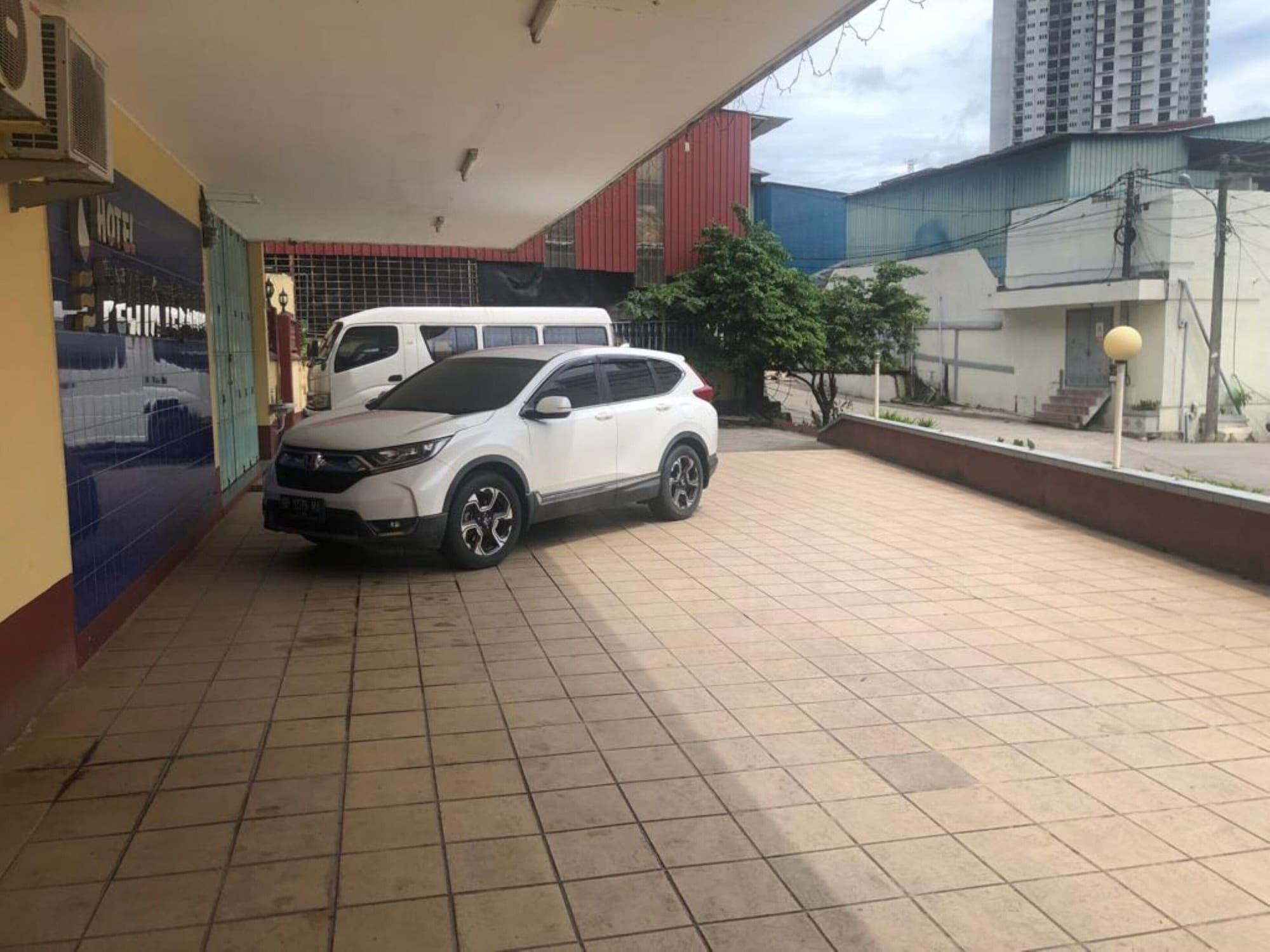 Hotel Pelita Terang Nagoya Bagian luar foto
