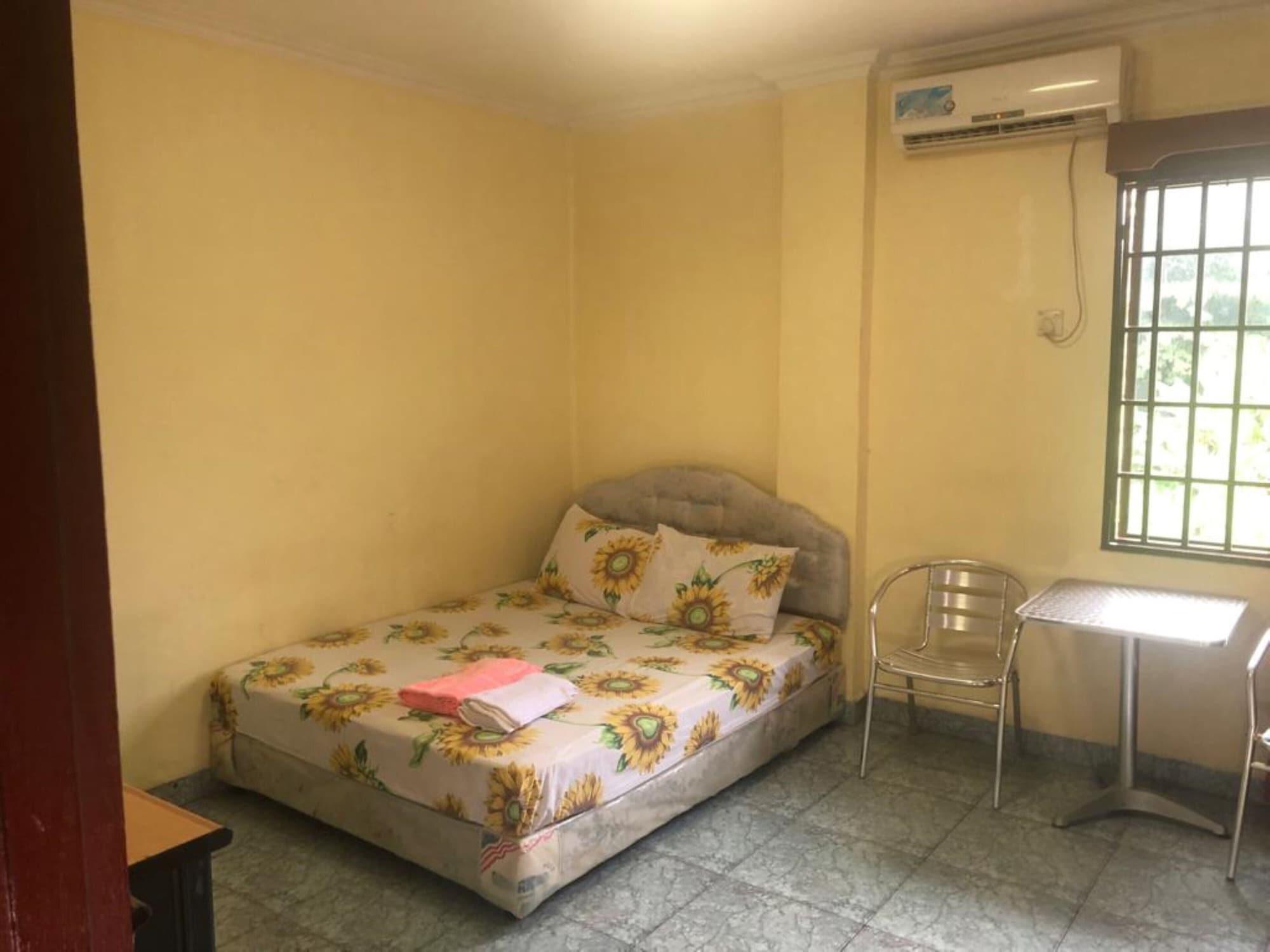 Hotel Pelita Terang Nagoya Bagian luar foto