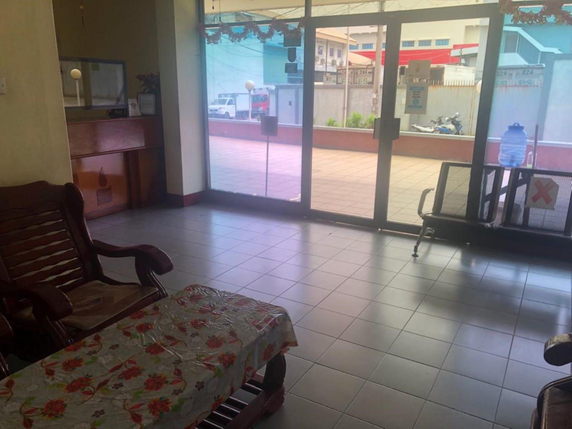 Hotel Pelita Terang Nagoya Bagian luar foto