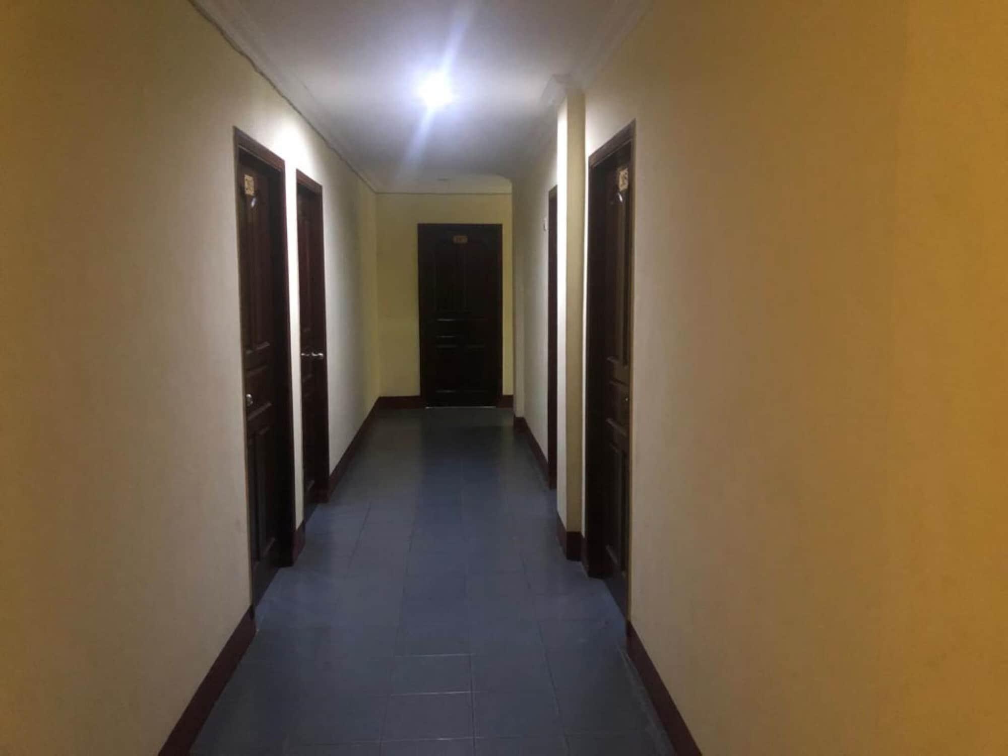 Hotel Pelita Terang Nagoya Bagian luar foto