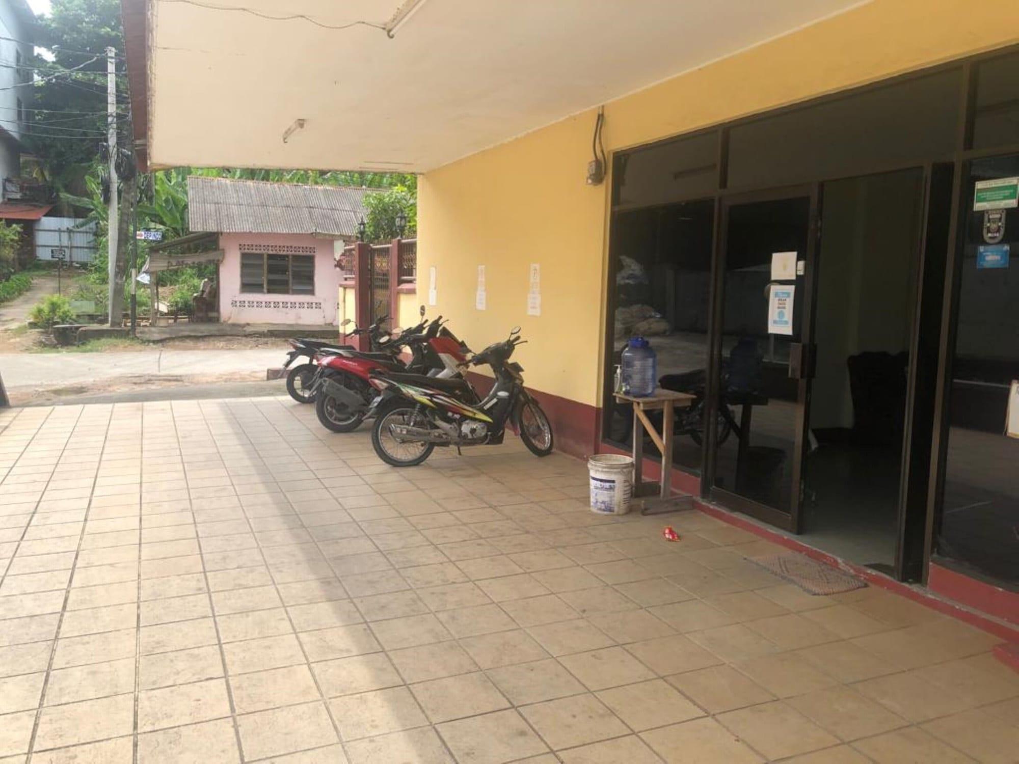 Hotel Pelita Terang Nagoya Bagian luar foto