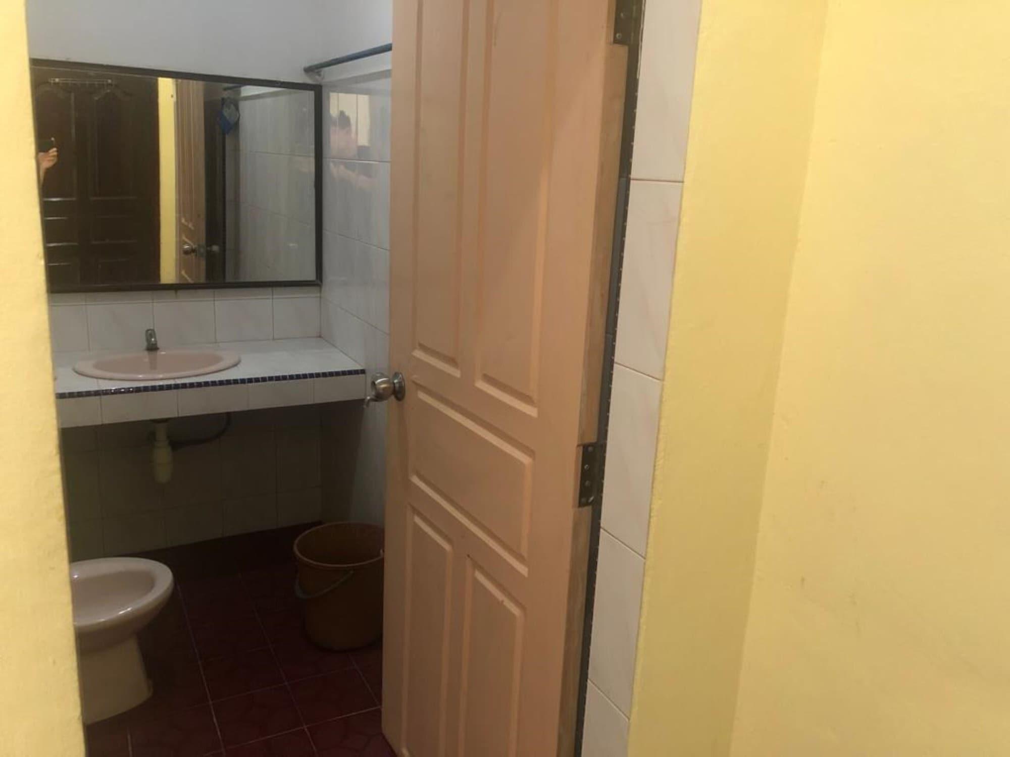 Hotel Pelita Terang Nagoya Bagian luar foto